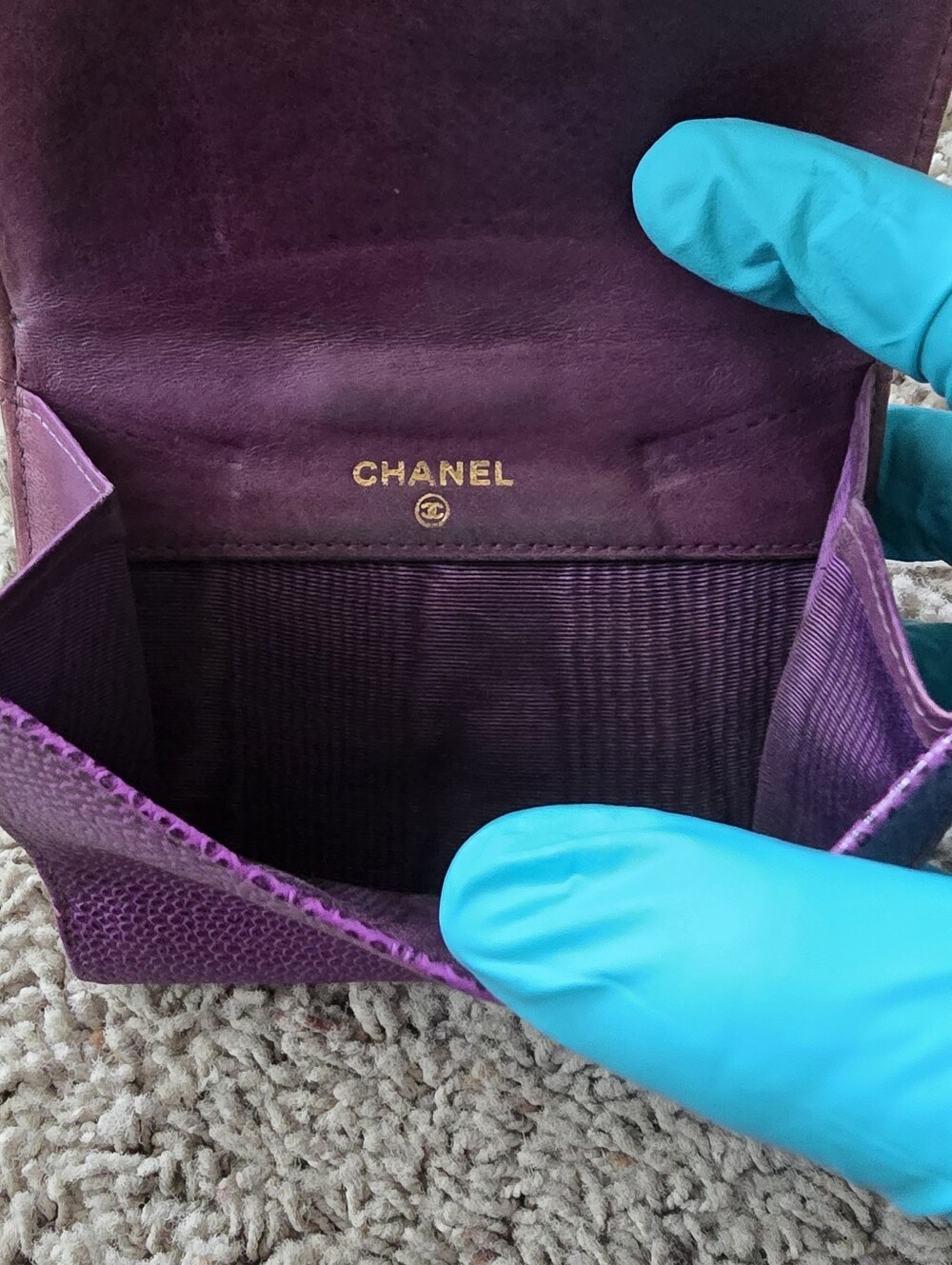 Chanel Purple Textured Leather Wallet - Picture 13 of 16